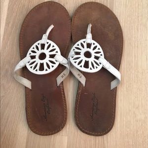 american eagle sandals size 8 women’s